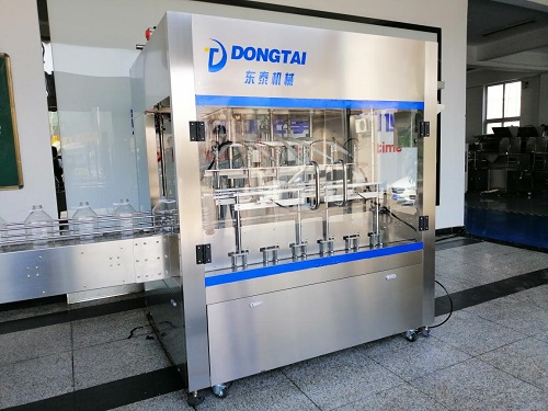 食用油灌裝機(jī)因細(xì)節(jié)而受歡迎，山東東泰為其助力